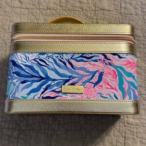 Used Lilly Pulitzer Make Up Box